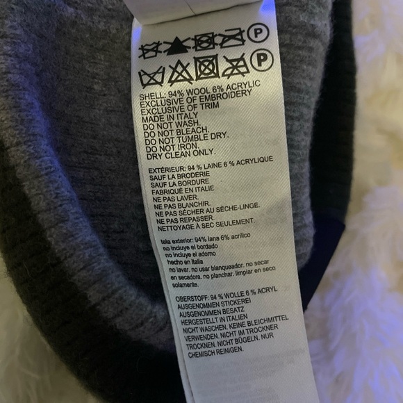 RARE!! Canada Goose Limited Edition Boston Wool Blend Beanie in Military Green - Picture 5 of 6